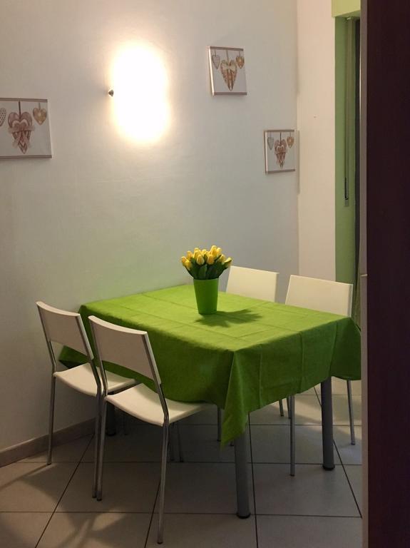 דירות אלבה Casa Crissi מראה חיצוני תמונה
