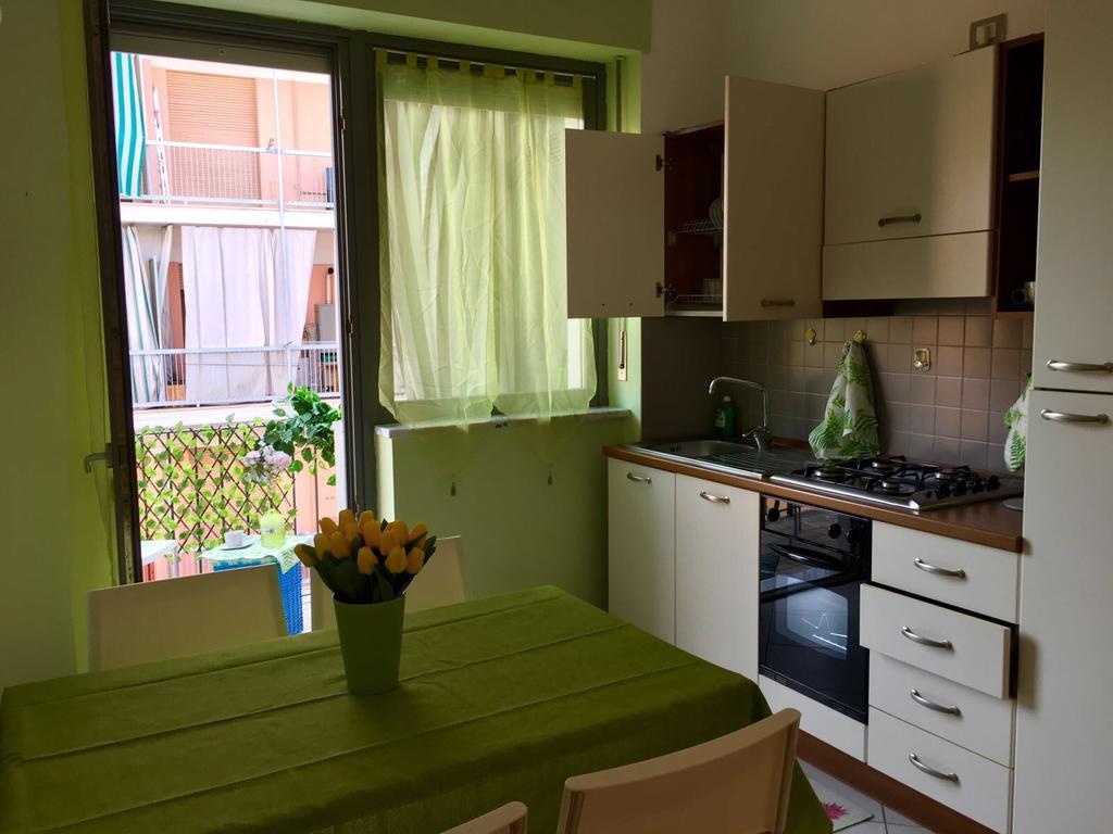 דירות אלבה Casa Crissi מראה חיצוני תמונה