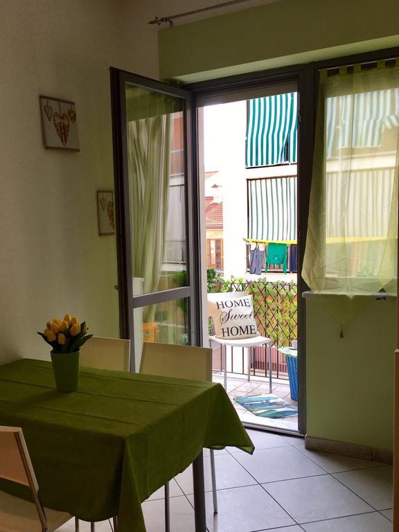 דירות אלבה Casa Crissi מראה חיצוני תמונה