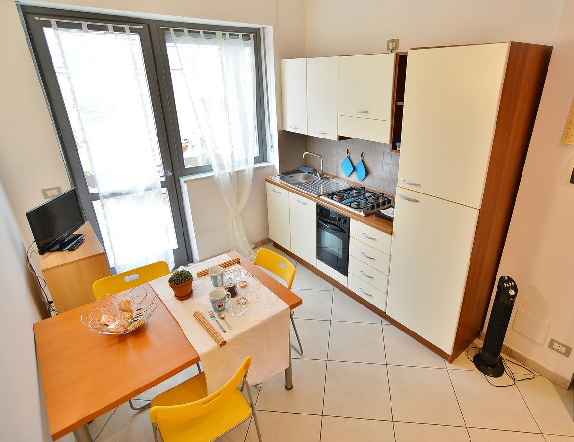 דירות אלבה Casa Crissi מראה חיצוני תמונה